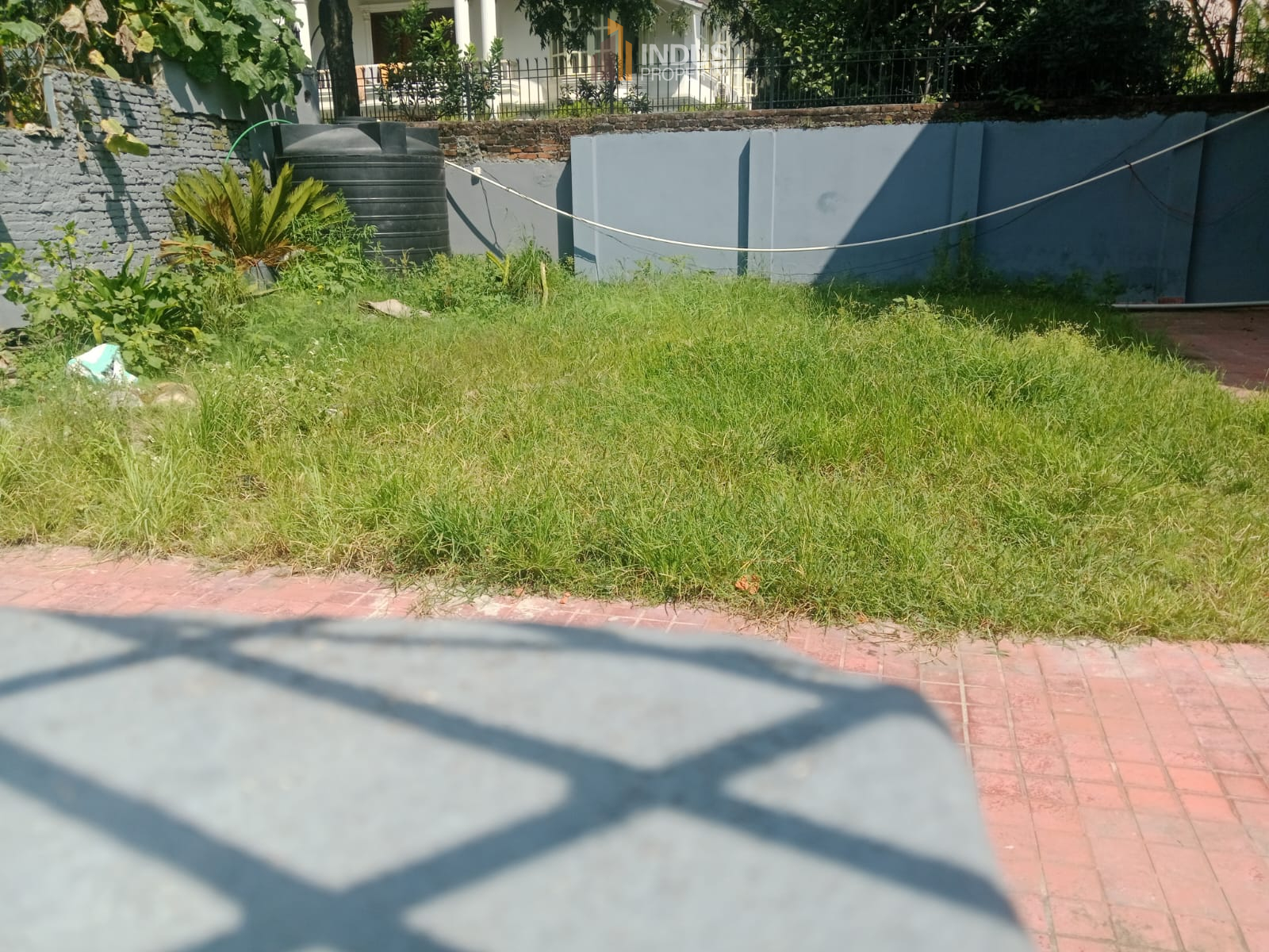 property-image